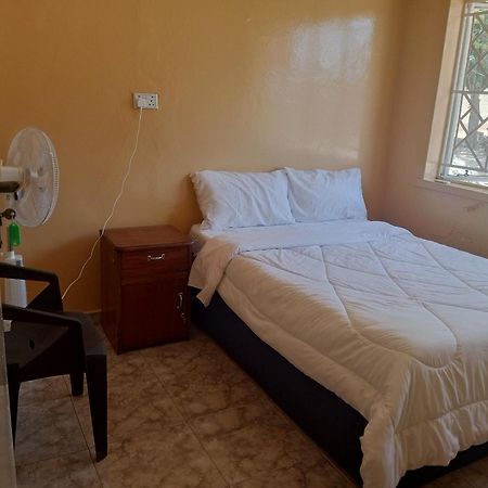 ליבינגסטון Buffalo Bob Lodge חדר תמונה
