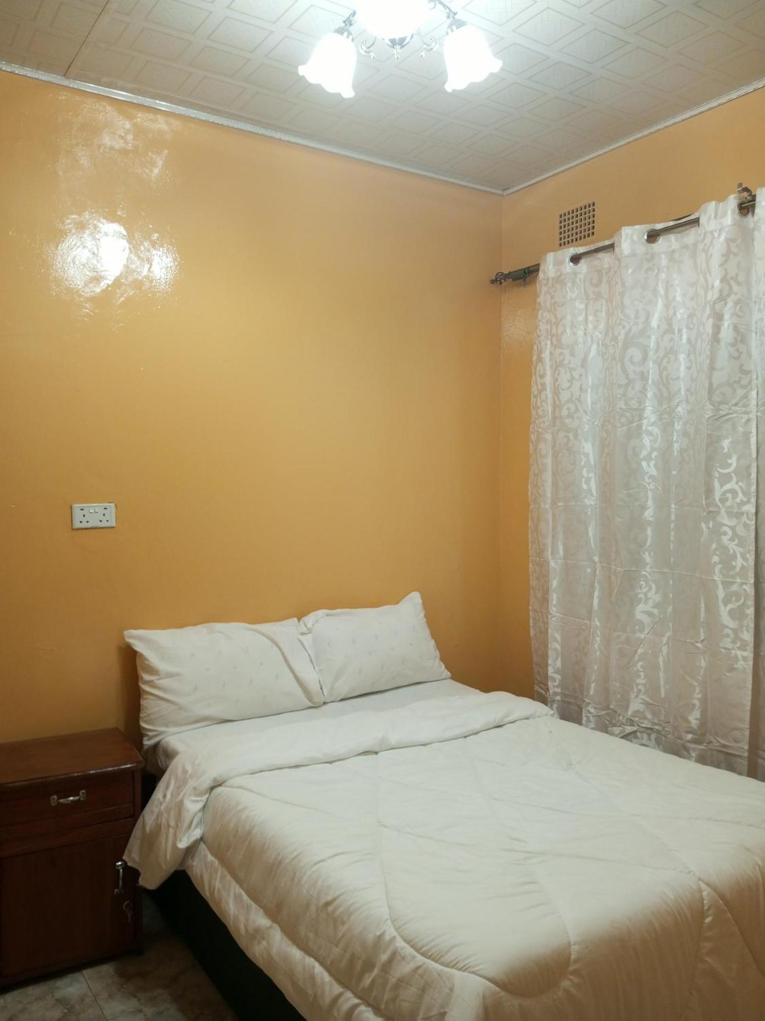 ליבינגסטון Buffalo Bob Lodge חדר תמונה